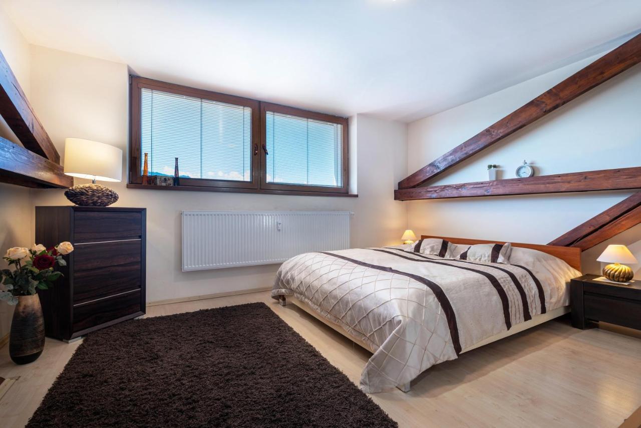 Liptovský Mikuláš Apartments Sofia Plus מראה חיצוני תמונה